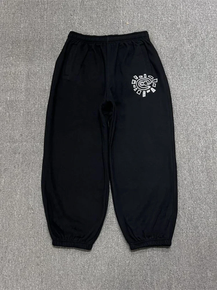 Houzhou vintage gráfico velo sweatpants feminino casual clássico cinza preto perna larga calças quentes grosso jogger hip hop inverno 2024