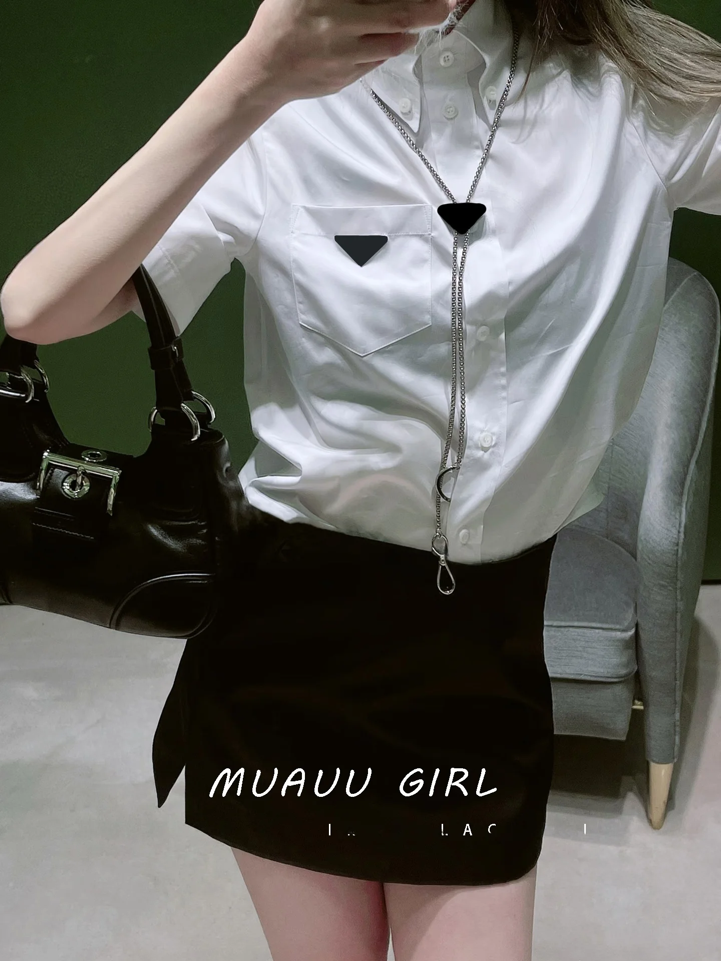 

MUAUU Girl Stylish Minimalist Summer Shirt Single Button Loose Short Sleeve Cotton Blend Women's Fashion Breathable Casual Wear