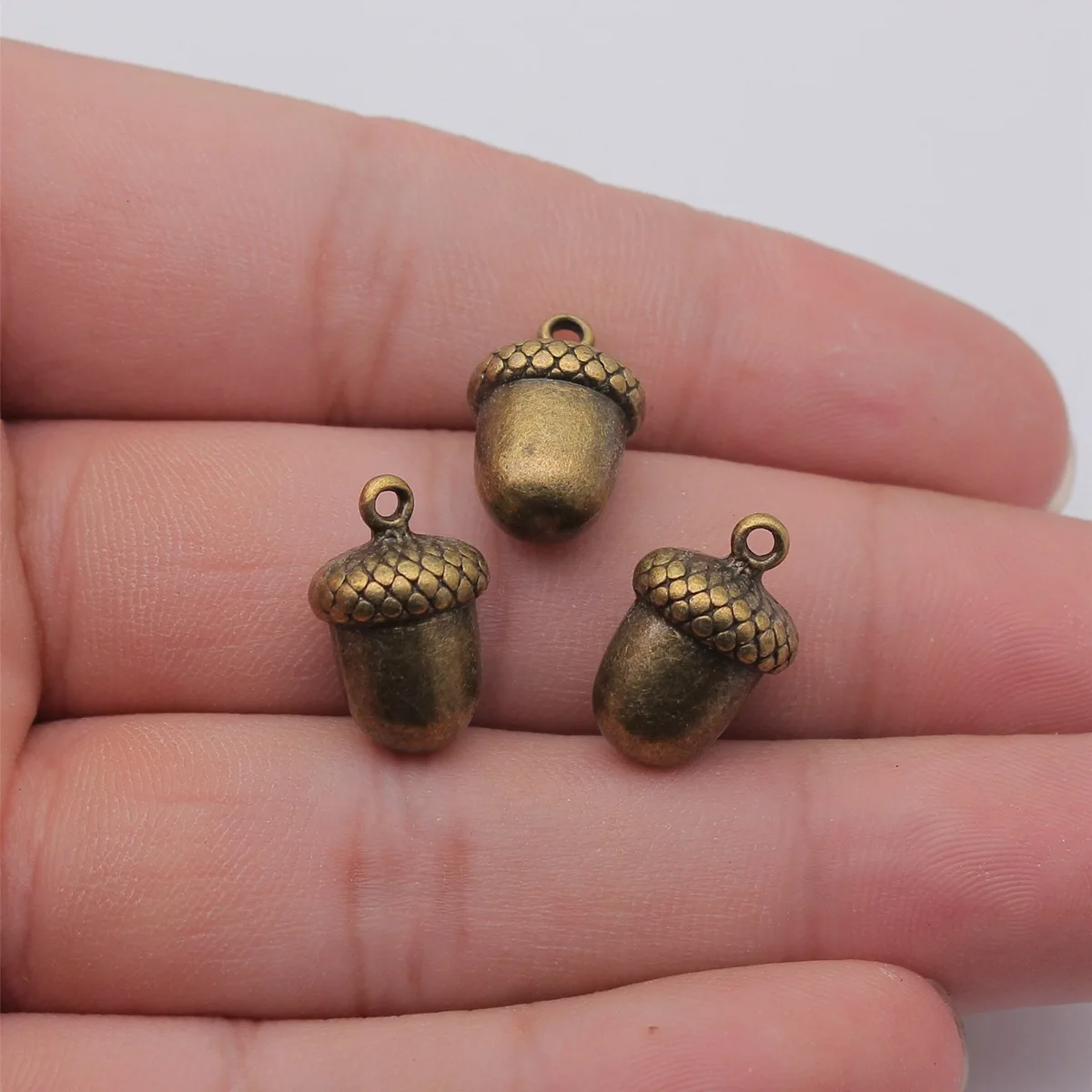 WYSIWYG 5pcs 17x10x11mm 3 Colors 3D Acorn Charms Hazelnut Charms Pendant For DIY Jewelry Making Jewelry Craft Findings view 5
