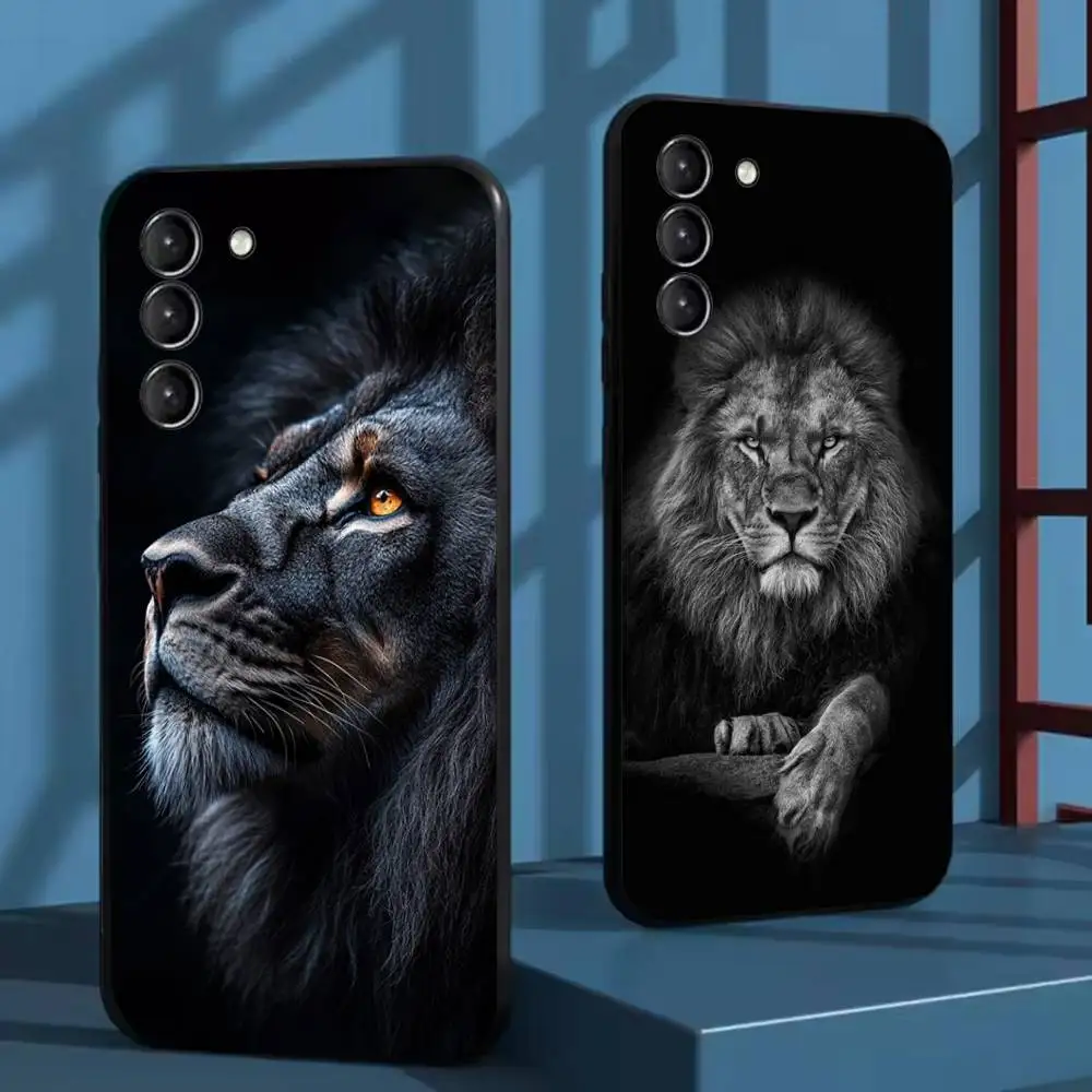 

Чехол для телефона «Лев» для Samsung Galaxy A73,72,51,53,52,71,22,5G, Note, J7,8,9 Мягкий черный чехол