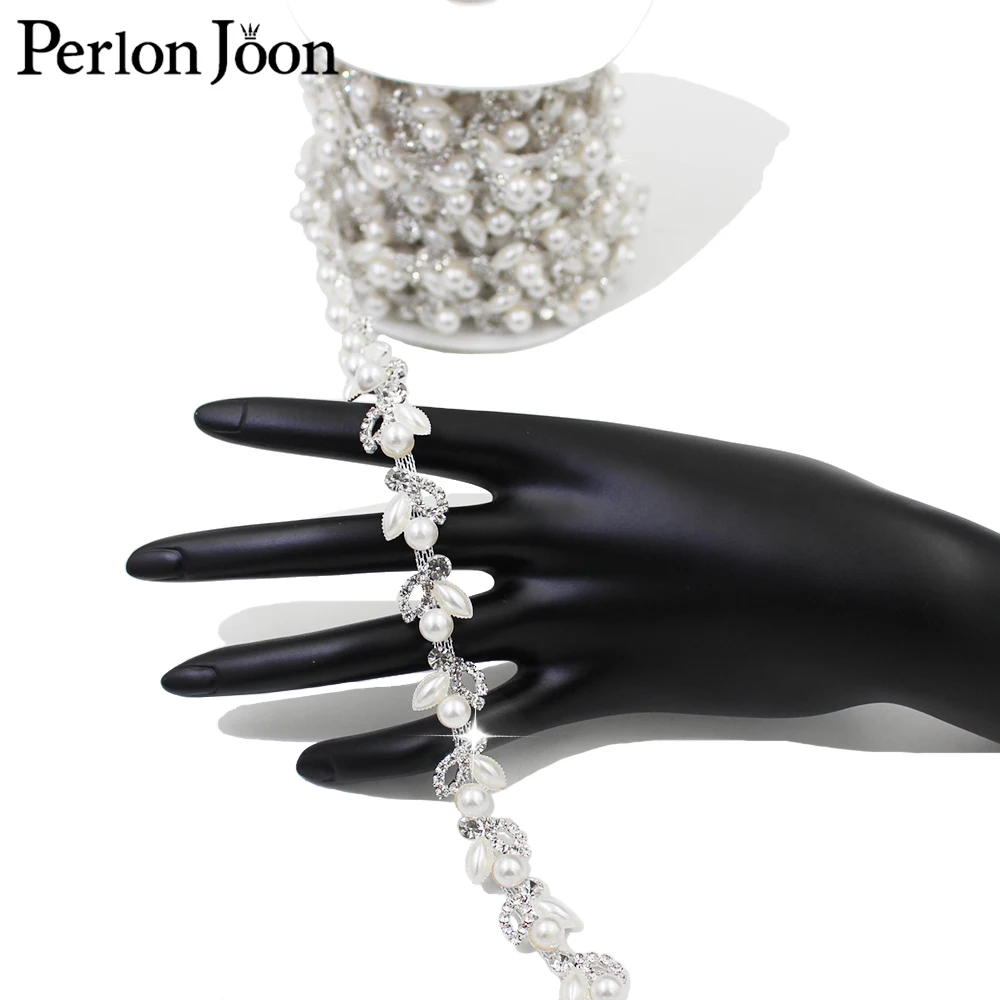 Classic leaf shape pearl crystal chain rhinestones trim Ribbon metal chain for dress, bag, shoes accessories ML008-3