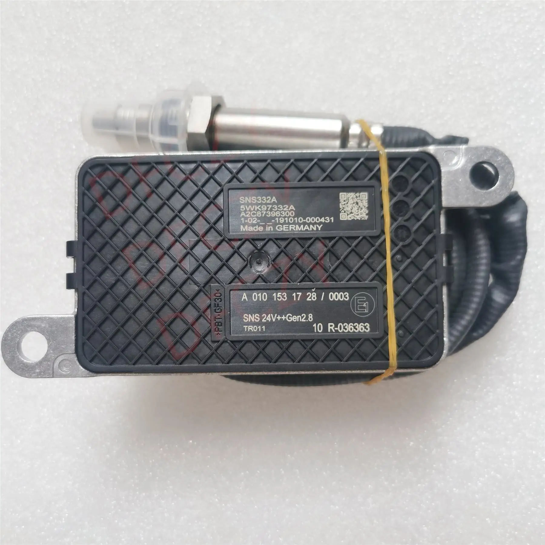 Suitable For 24V Square Four Needle Nitrogen Oxide Sensor Nox Sensor 5WK9 7332A A 010 153 17 28 5WK97332A A0101531728