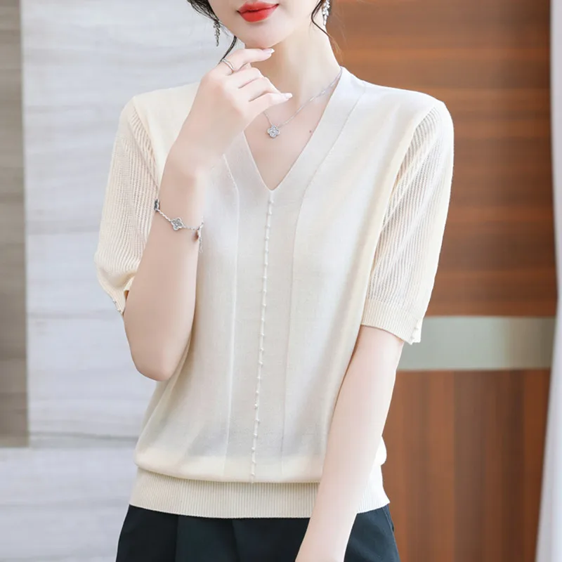 2024 Elegant Fashion Harajuku Slim Fit Female Clothes Loose Casual All Match Knitwear Solid V Neck Insert Short Sleeve T-shirts