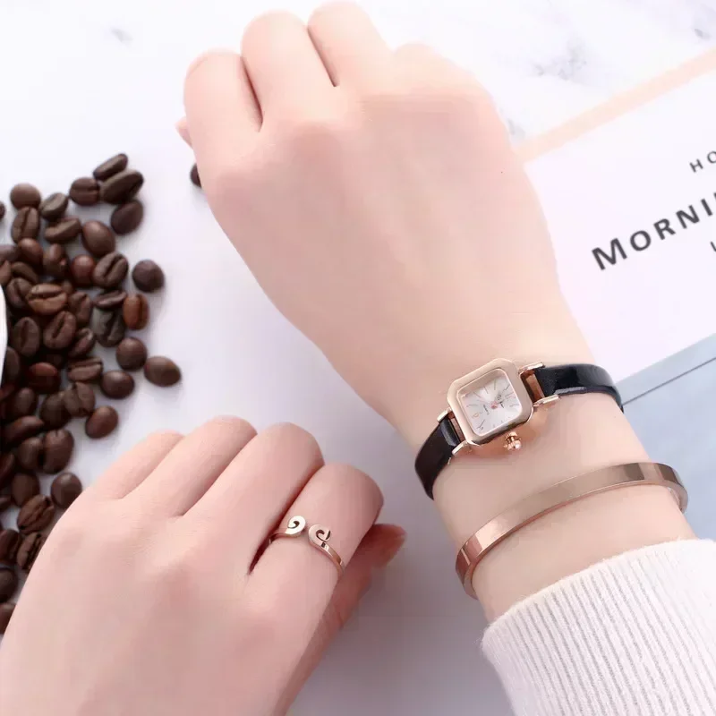 Fashion Women Watch Small Square Dial Thin Leather Strap Ladies Wristwatch Elegant Female Watches Casual Relogios Feminino Reloj
