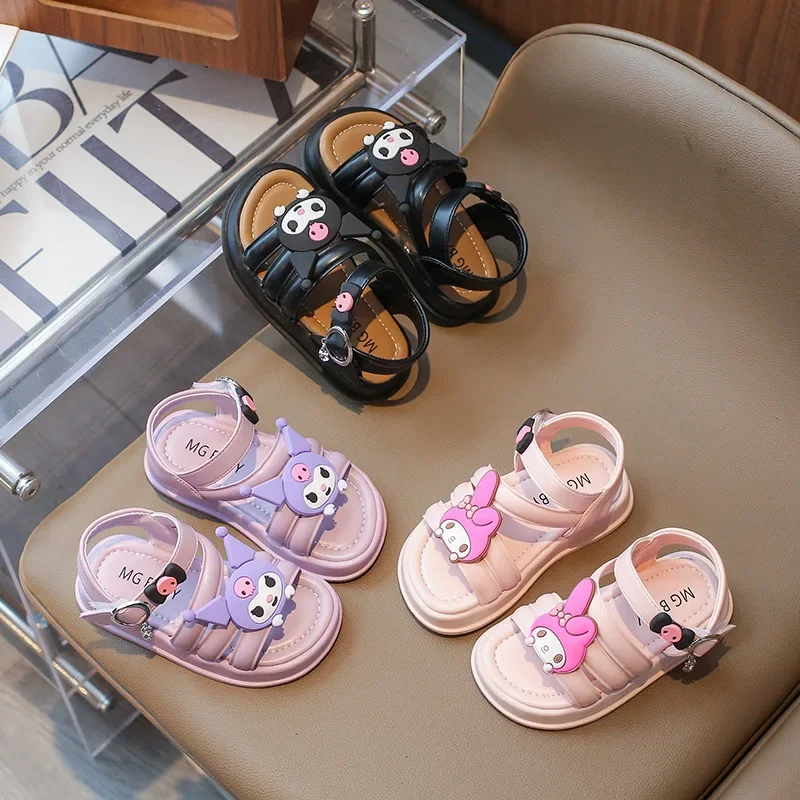 

Sanrio Clogs Summer Women Outdoor Beach Slippers Home Non Slip Cute Kuromi Cartoon Sandals Toe Cap Kawaii Gift