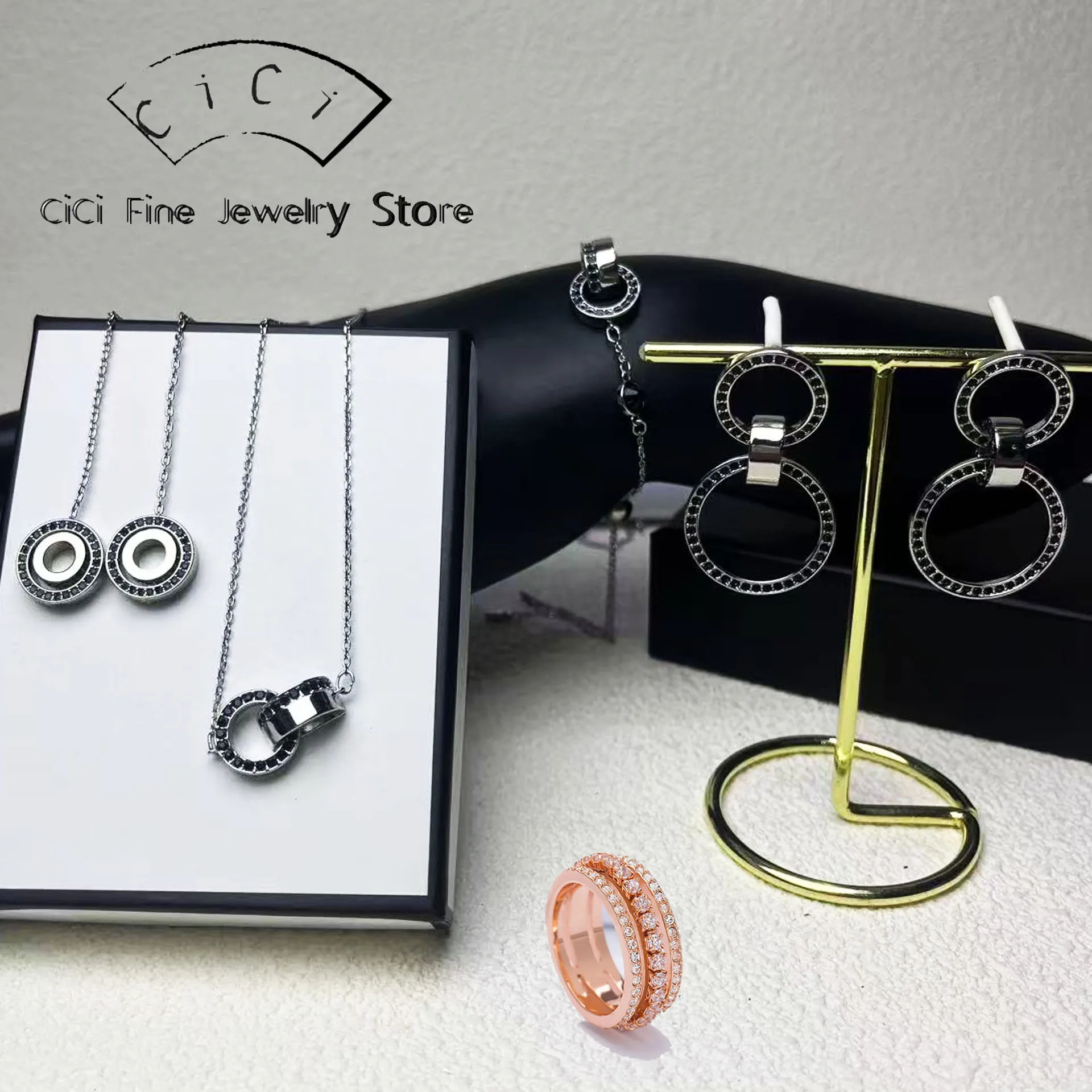 

2025 Luxury Brand Fine Jewelry Set Fashion Designed for Women Hollow Earrings Necklace Bracelet Ring Romantic Gift