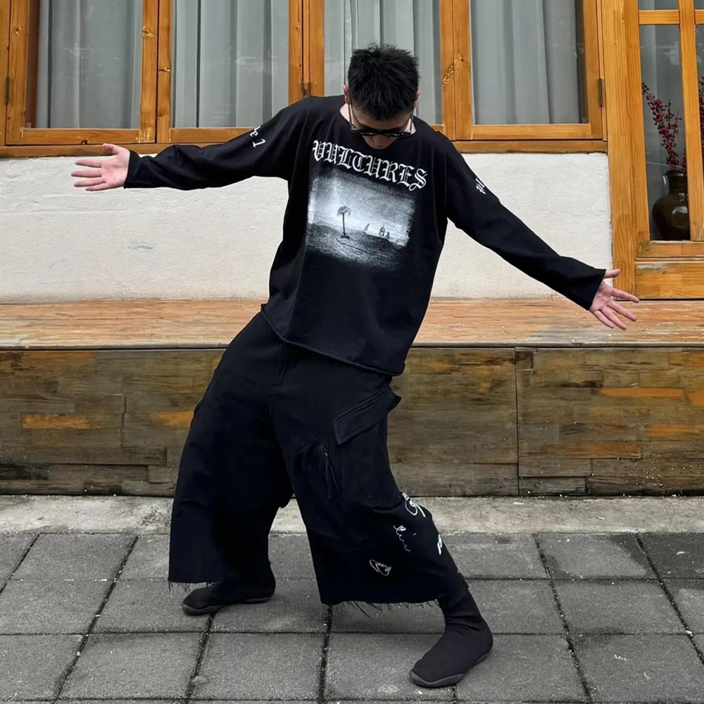 

KUCLUT KANYE 1:1 YE Black Dogs Streetwear Russian Graphics Printed Long Sleeves Tee Loose Vintage Oversize T Shirt For Men Woman