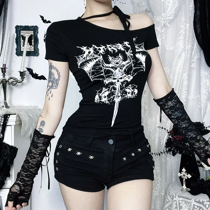 الظلام القوطية نمط مائل الكتف الأساسية قميص مطبوع 2025 جديد مائل الكتف سليم الساخن فتاة تي شيرتات قصيرة الاكمام ملابس غير رسمية