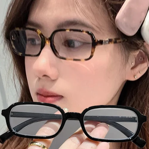 Gafas de lujo con estampado de leopardo para mujer, gafas de lectura cuadradas con montura pequeña a la moda, gafas de sol ultraligeras antiluz azul