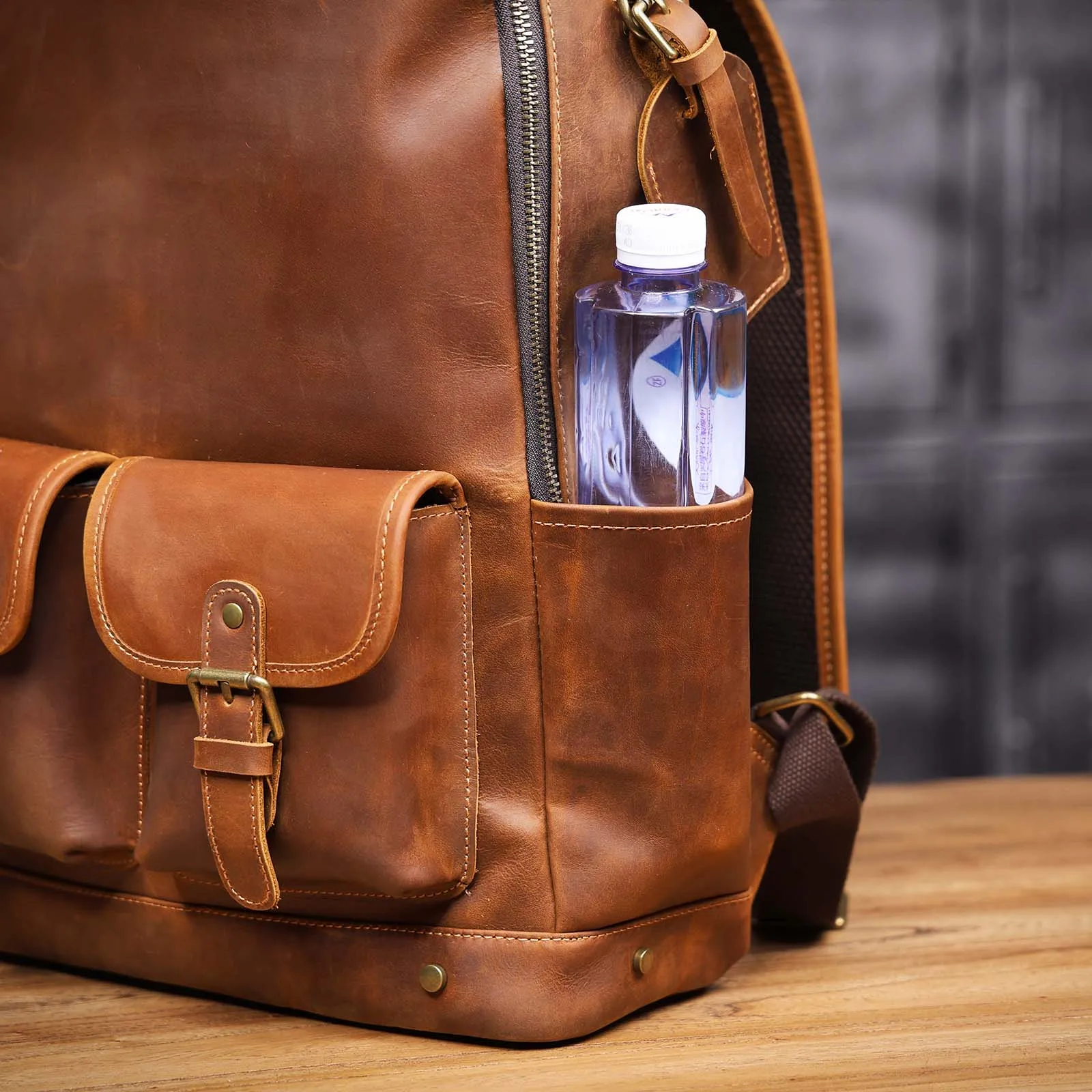 S.WORKER Vintage Echtleder-Rucksack 16" Laptop-Tasche Lässige Crazy-Horse-Leder-Schultasche Outdoor-Reise-Weekender-Tasche – Detail 10