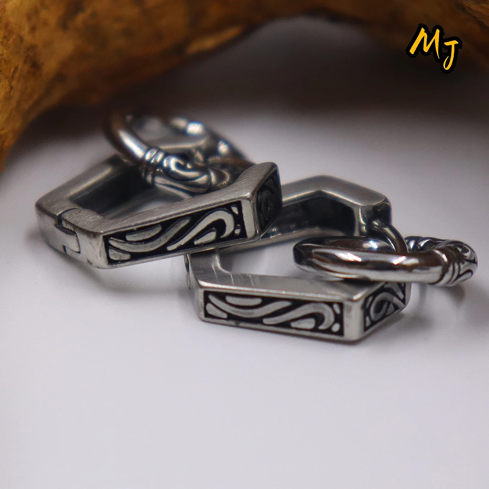 

Retro Tribal Totem Engraved Stainless Steel Geometric Drop Earrings for Men Women Punk Glamour Personality Party Biker Jewelry