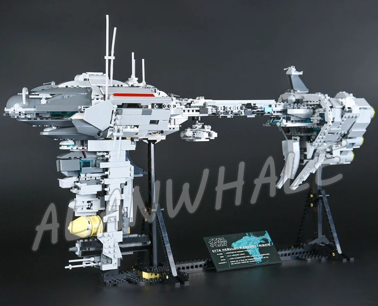 1736pcs Star Plan The Nebulon Model B Medical Frigate 05083 Building Blocks Toy Compatible With Model