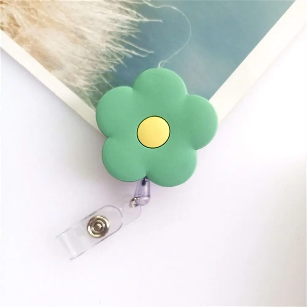 

Students Cute Flowers Chest Card Keys Lanyard Elegant Nurse Badge Holder Name Card Holder Retractable Badge Reel ID Card Clips