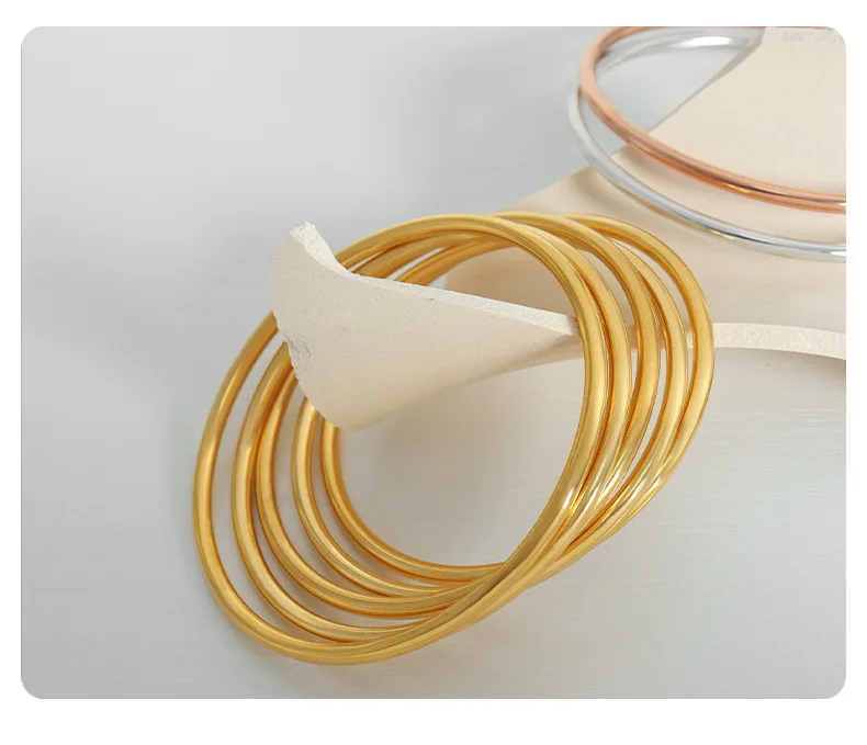 3 Teile/los Nicht Verblassen Edelstahl Armband Armreifen Für Frauen Einfache Stil Vergoldet Wasserdichte frauen Armbänder Armreif – Detail 13