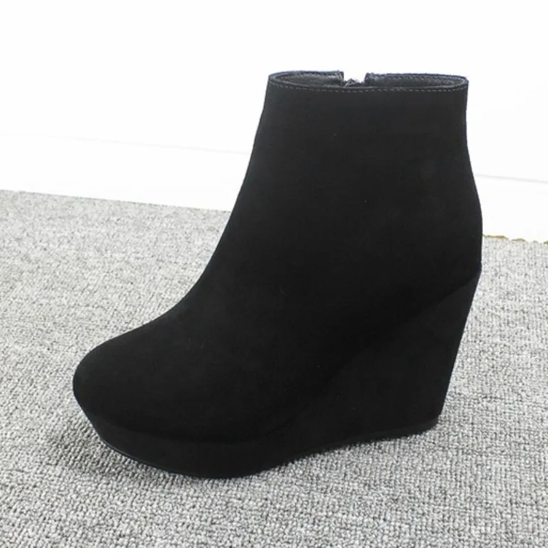Platform Women High Heels Wedges Ankle Boots 2025 Winter Suede Designer Shoes Fashion Elegant Short Boots Dress New Trends Pumps