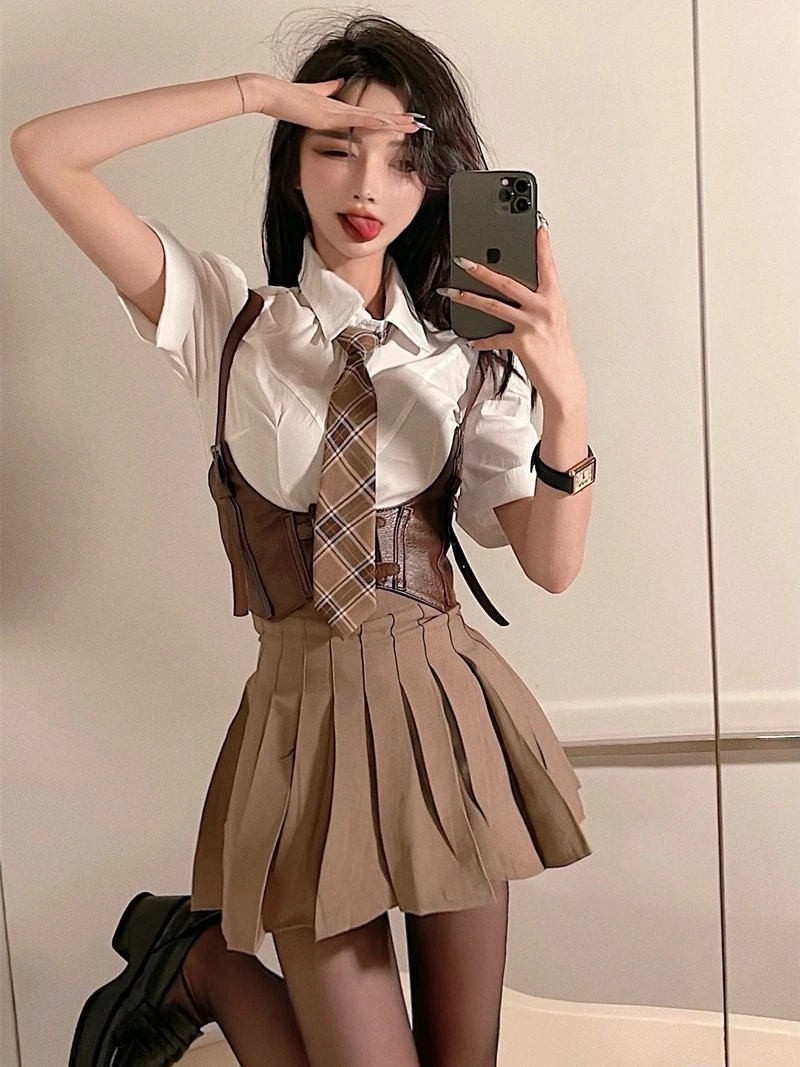 Estilo europeu e americano JK Uniforme Set Hot Girl Magro Cintura Camisa Branco de manga curta Mini saia plissada Khaki Verão