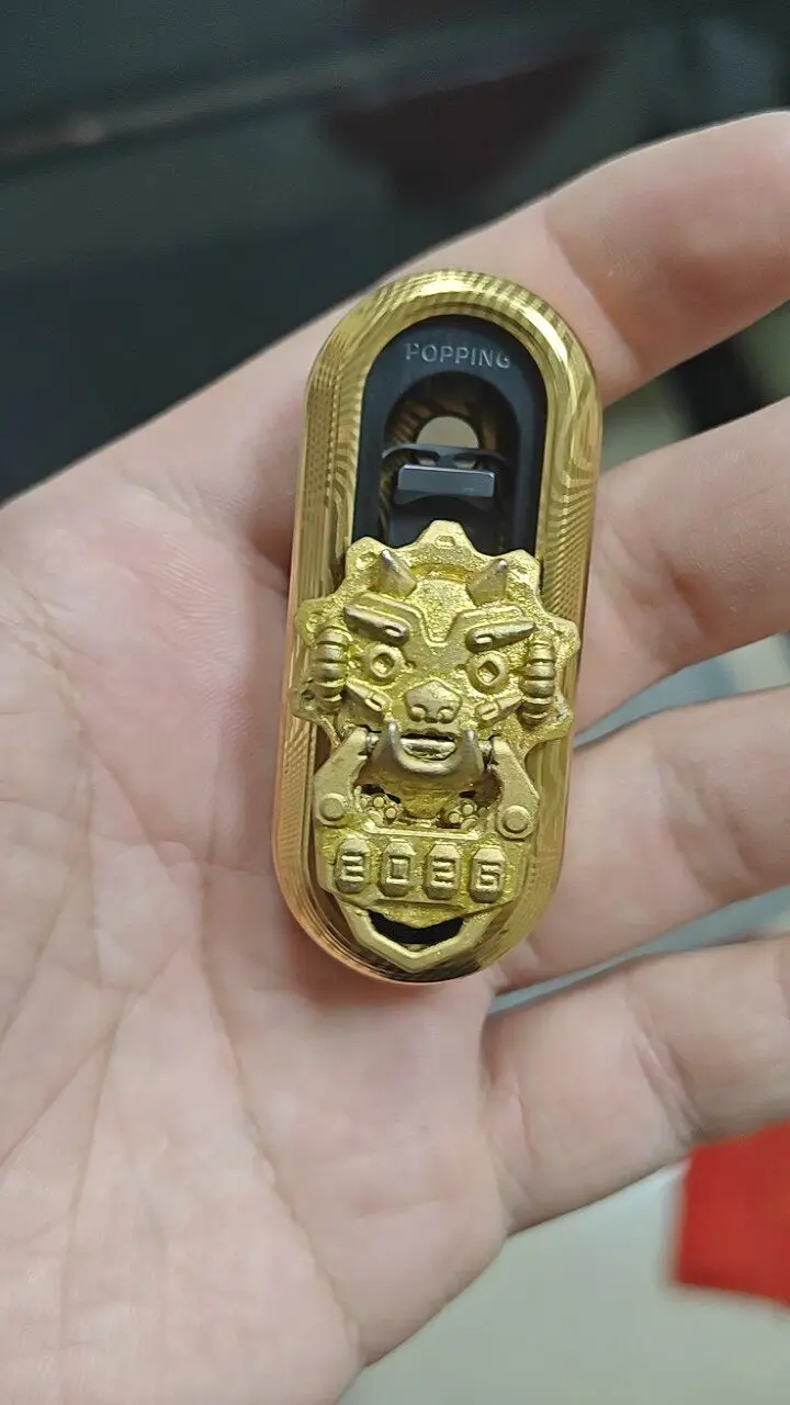 Used EDC To Play Wulezhi Popping Cyber Pepper Sprocket Fidget Spinner