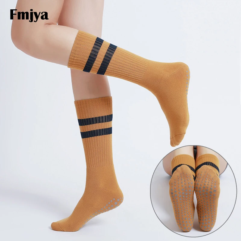 

Yoga Non-slip Socks Silicone Indoor Fitness Gym Floor Socks Dance Pilates Sports Mid-tube Stripes Breathable Soft Women Socks