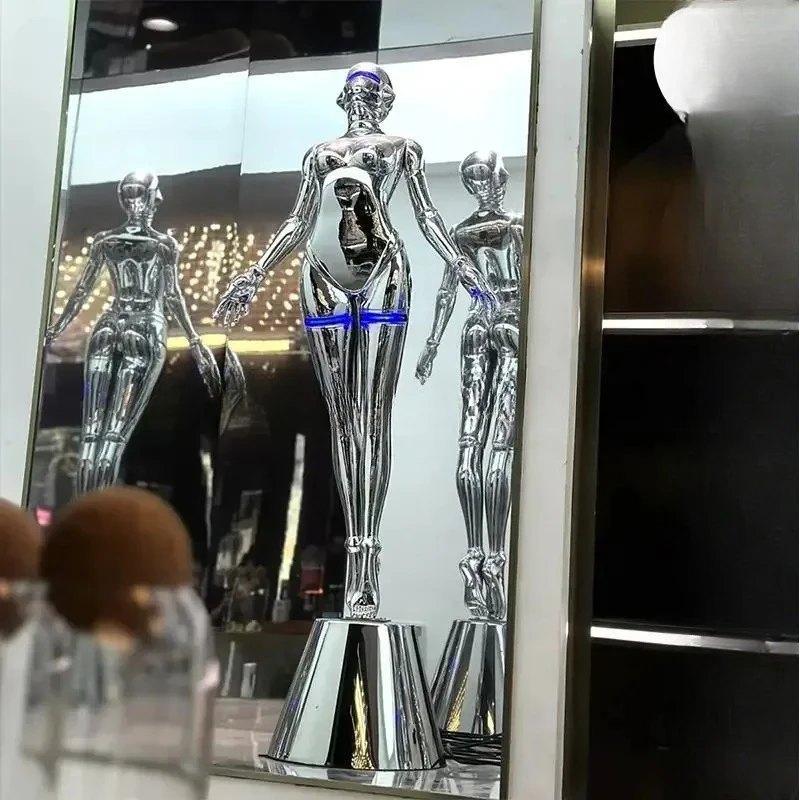 BJ-16  Koshiba Mechanical Girl Gaming Internet Cafe Electroplated Sculpture Living Room Soft Decoration Floor Ornament