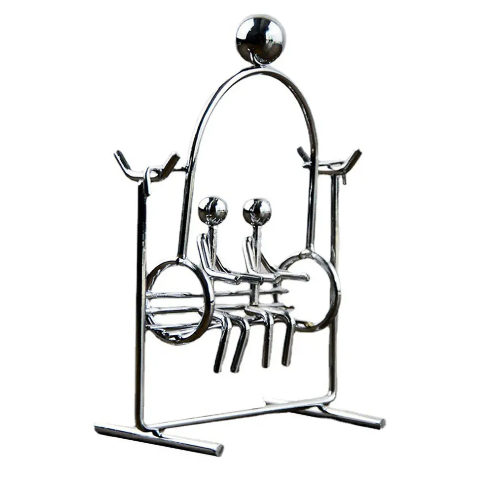 أرجوحة صغيرة للزوجين موازنة سطح المكتب الديكور الحديد الفن بهلوان الفيزياء البندول الحركة مكتب زخرفة #6