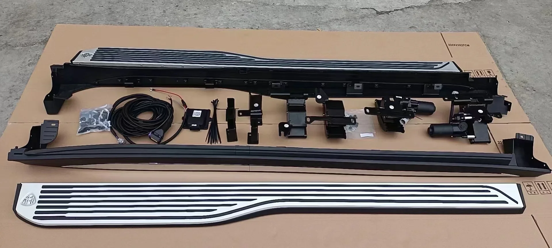 

Electric Pedal Step for GLS Maybach Style - New Design Auto Tuning Car Accessories GLS Electric Step Part