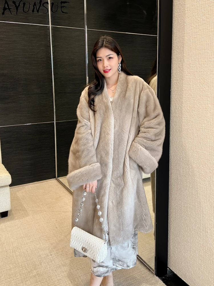 AYUNSUE 2025 벨벳 밍크 모피 코트 여성용 V 넥 럭셔리 전체 밍크 겨울 모피 코트 여성 의류 고품질 Кофта С Мехом