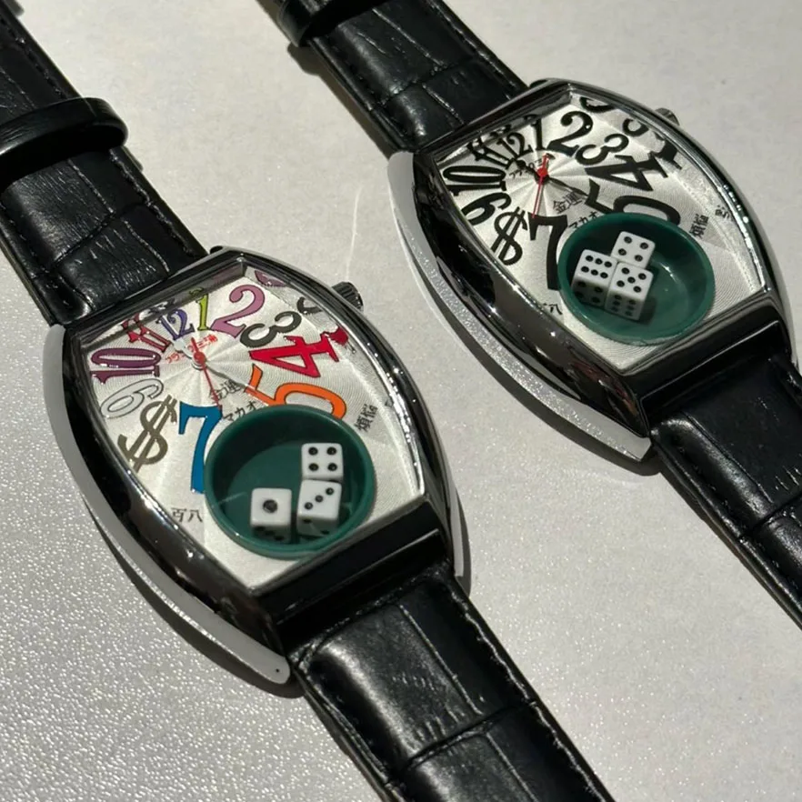 Dice can roll Japan Miura vintage medieval millennium steal rice with dice gambling table wind fun watch