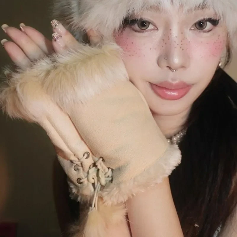 قفازات كلاسيكية من القطيفة الصناعية بدون أصابع من الجلد الأبيض قفازات مطاطية ناعمة للنساء والفتيات ملحقات قفازات شتوية سميكة ودافئة