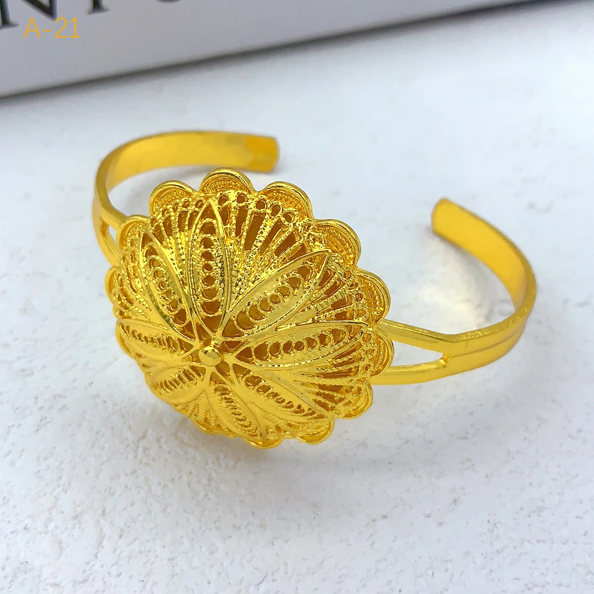 Ethiopian Flower Shape 24k Gold Plated 6pcs Jewelry Sets For Women Dubai Nigerian Luxury Necklace Jewellery Set Wedding Gifts