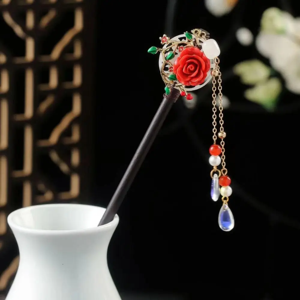 Haarschmuck, Holz, neuer chinesischer Haarstab, Blumenmuster, handgefertigte Blumen-Haarnadel mit Quaste, Vintage-Hanfu-Haarknoten für Frauen und Mädchen. – Detail 4