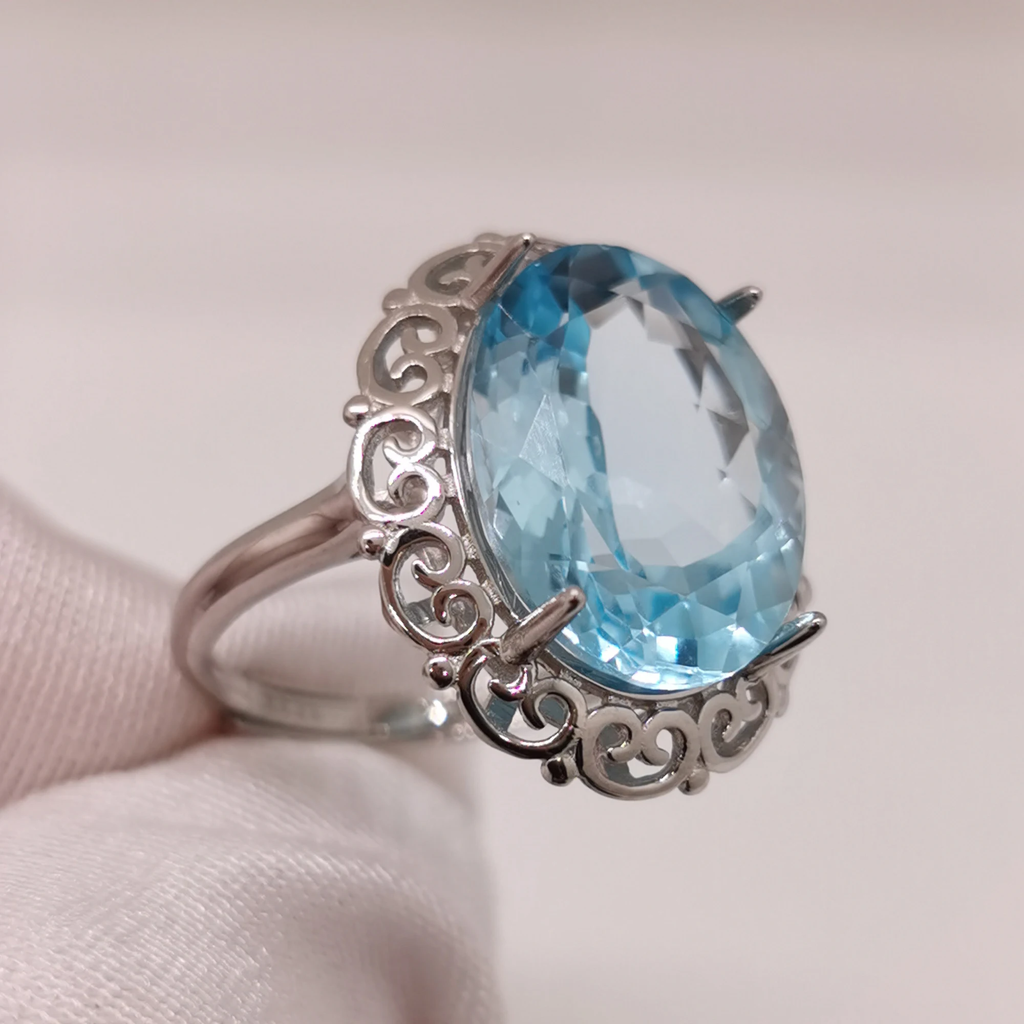 

10ct VVS Grade Natural Topaz Ring 12mm*16mm Light Blue Topaz Silver Ring for Party Luxury 18K Gold Plating 925 Silver Jewelry