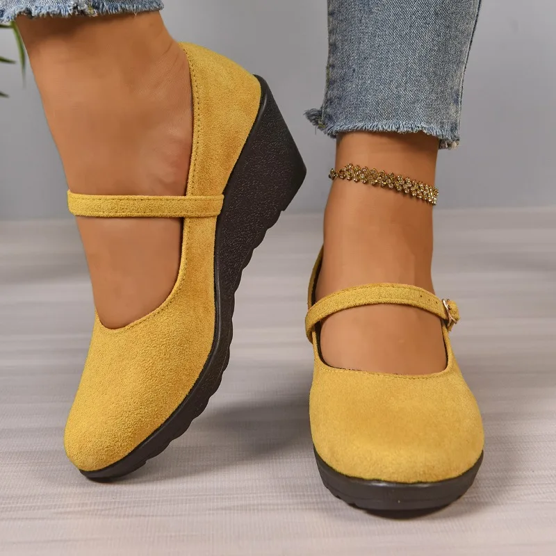 2025 Hot Selleing Autumn New Suede Slope Follow Up Shoes Large Women's Solid Color Shallow Mouth Round Head Shoes