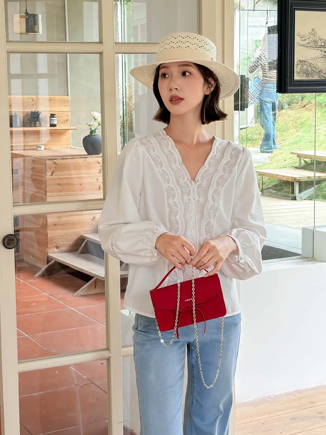 

Женская свободная блузка с длинным рукавом и V-образным вырезом из 100% хлопка, с кружевной отделкой, коллекция Lace Poem French Home 2025, новая, белая, для ранней весны