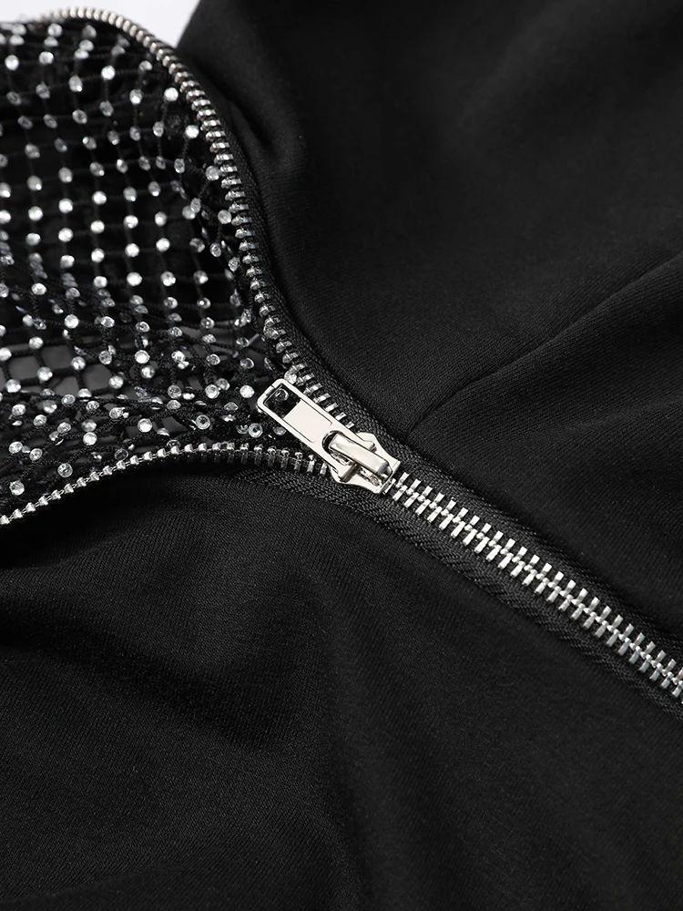 [EAM] Black Grid Hollow Out Big Size Casual Sweatshirt New Hooded Long Sleeve Women Fashion Tide Spring Autumn 2026 CPG6782