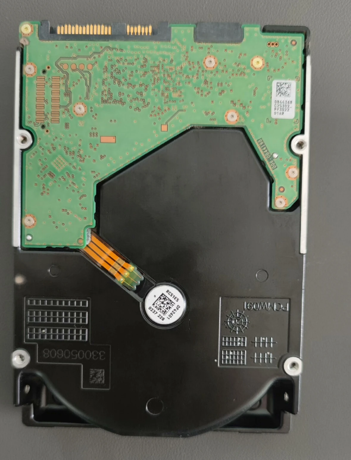 

Для 0R20GG WUH7218AL5200 18T SAS 12G 3,5-дюймовый жесткий диск