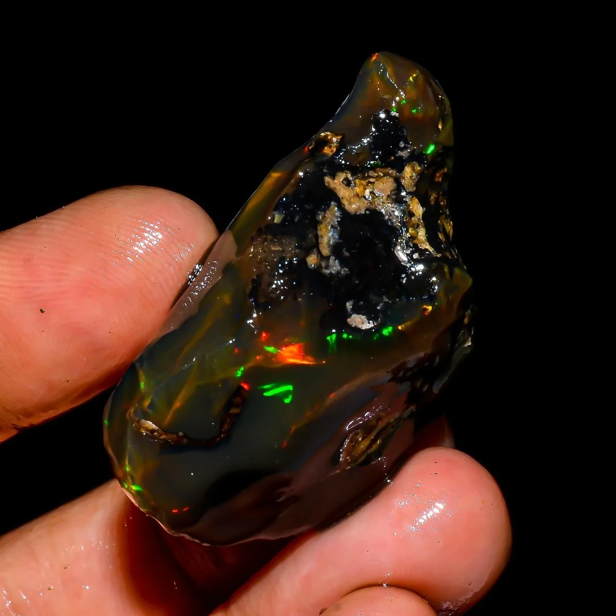 AAA+ Natural Ethiopian Opal Rough 25-80CT Rainbow Flash Loose Stone Jewelry Making Randomly Selected One