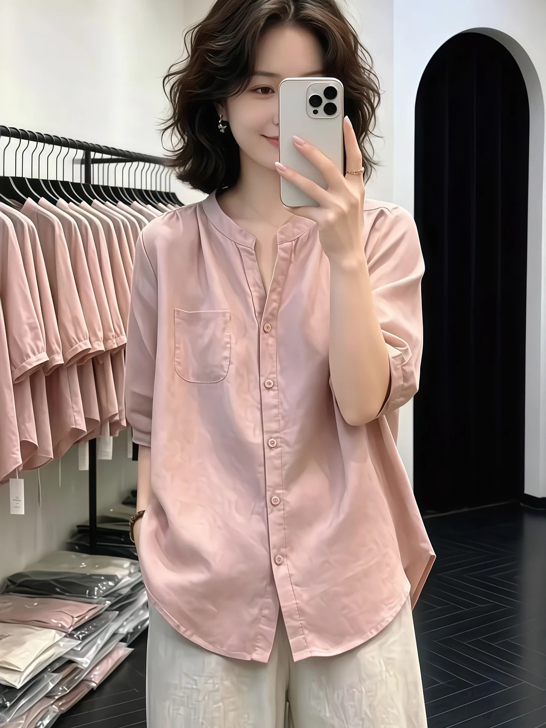 

Elegant V-Neck Short Sleeve Shirt Women's plus Size Beautiful Slimming Summer New Style Korean Loose Fit Button up Top