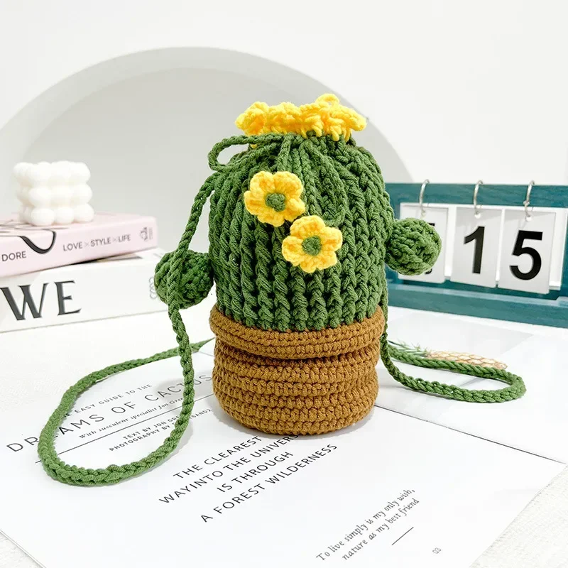 

Handwoven Cartoon Cactus Cylindrical Wool Bag DIY Diagonal Cross Crochet Cute Gift for Girls