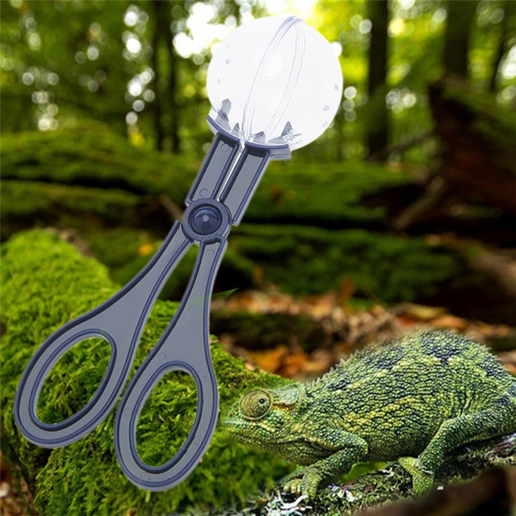 

2pcs Pet Poop Clamp Fecal Picking Tool Dog Scooper Durable Plastic Portable Washable Pet Supplies Cleanliness Aid Outdoor