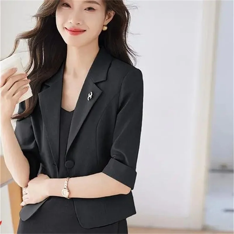 2025 새로운 짧은 정장 재킷 여성 블레이저 Casaco Feminino 봄 여름 코트 한국 여성은 높은 칭찬을 받습니다 짧은 코트 탑