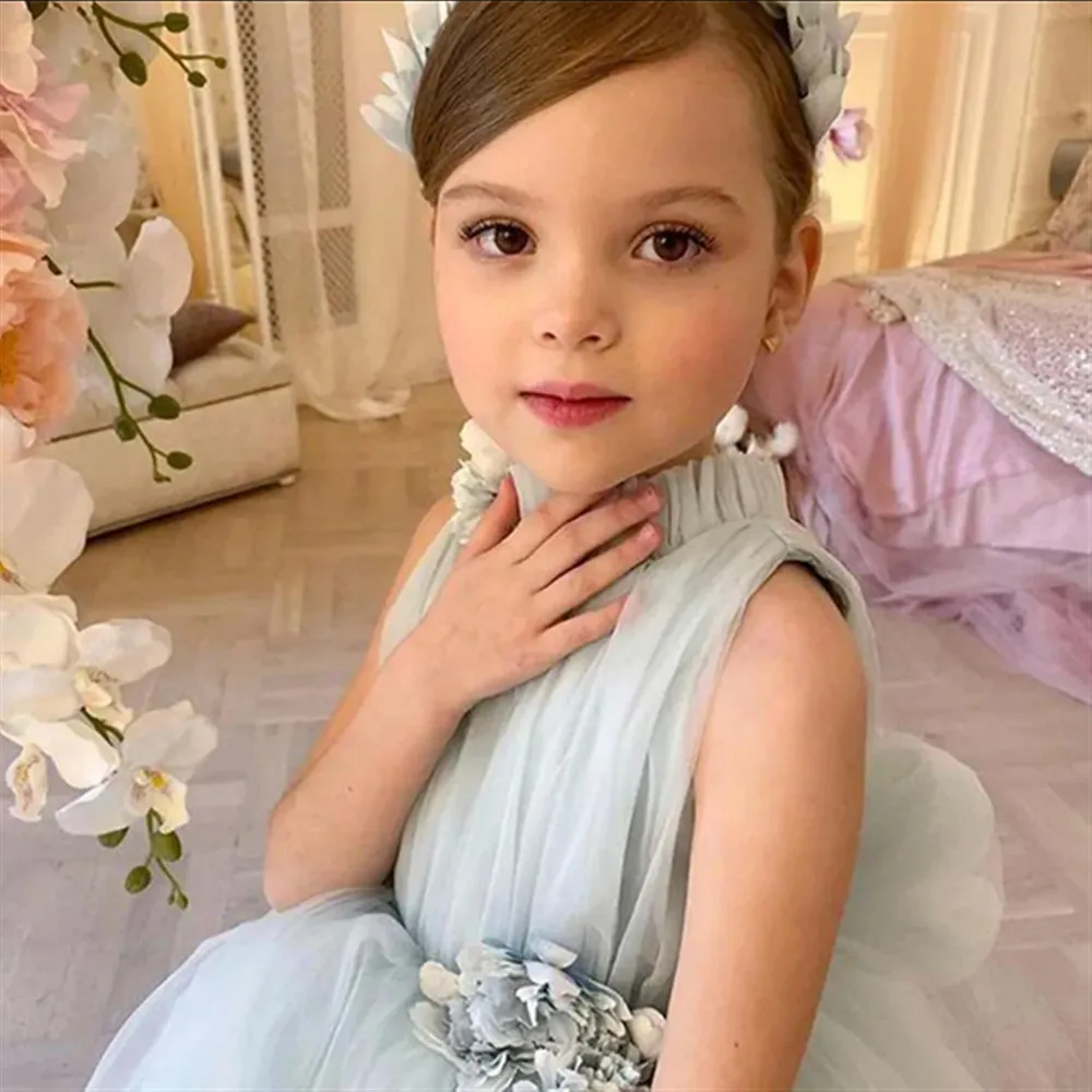 

Flower Girl Wedding Dress Sleeveless High Neck Flowers Bow Princess Puffy First Communion Birthday Party Dress Cute Kids Gown