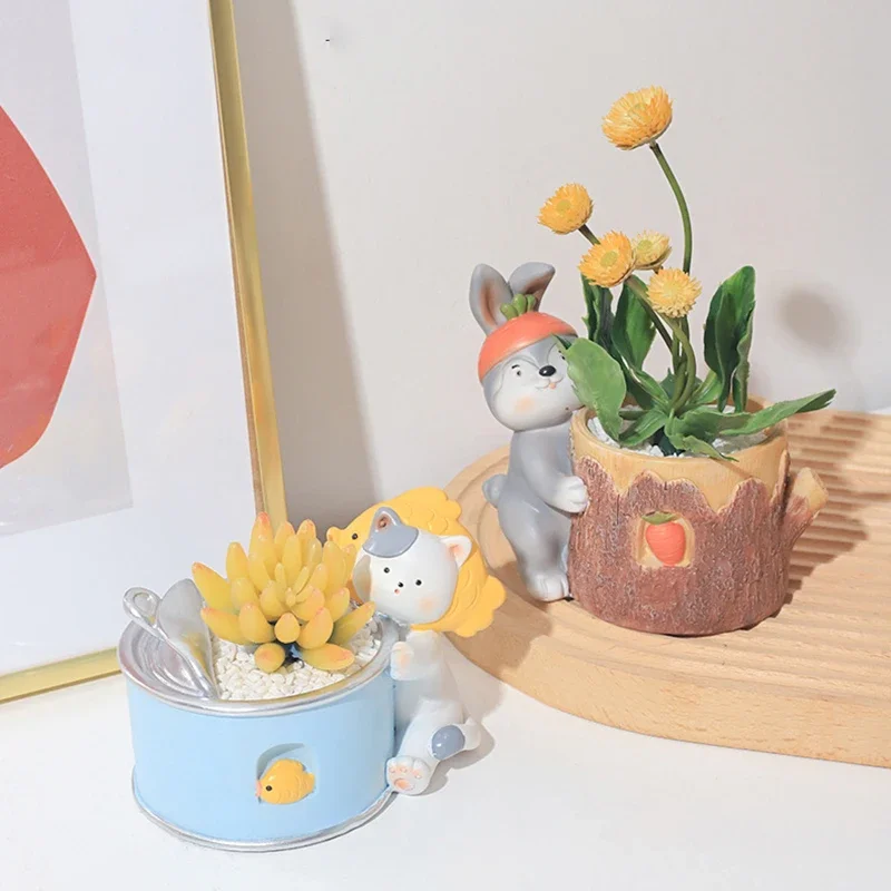 Charming Animal Resin Flower Pot, Mini Planter for Home Desk Decor, Decorative Plant Pots Ideal for Mini Cacti & Succulents
