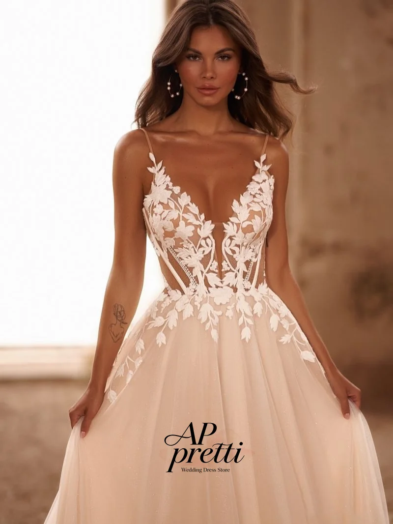 AP Pretti Ivory Floral Lace Tulle Wedding Dress V Neck Sleeveless Customized A Line Spaghetti Straps Sweep Train Bridal Gown