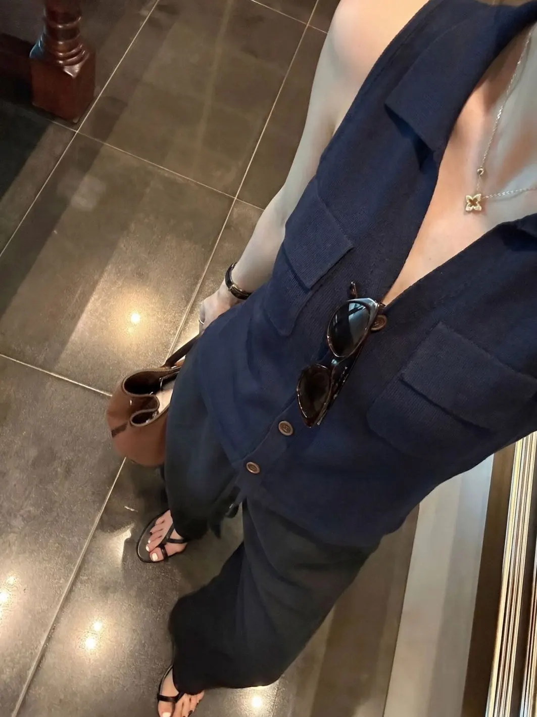 Slim Fit  Neck Vest Women's Fashionable Summer New Single Button Sleeveless Top Money Style Commute Style Polyester Fiber