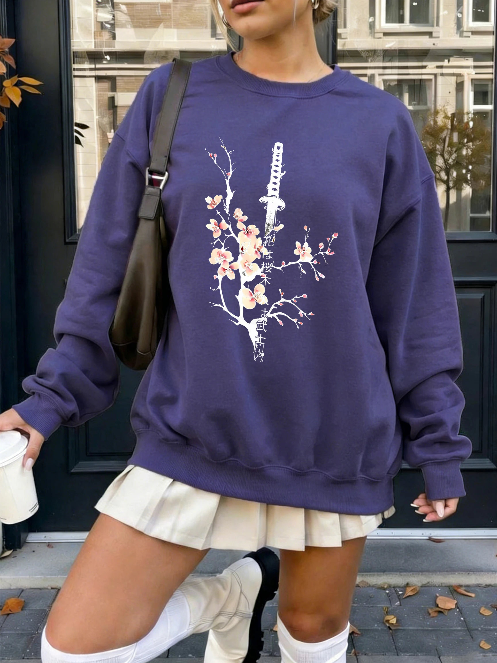 Japanese Cherry Blossom Sword Printed Women Sweatshirt Autumn Casual Pullovers Hip Hop Crewneck Clothing Y2K Loose Streetwear