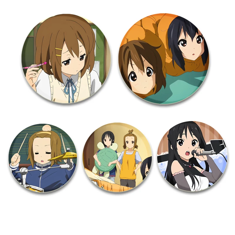 K-ON！ HD Print Brooch Anime Badge Cartoon Figure Tainaka Ritsu Hirasawa Yui Akiyama Mio Round Display Pins Jewelry Accessories