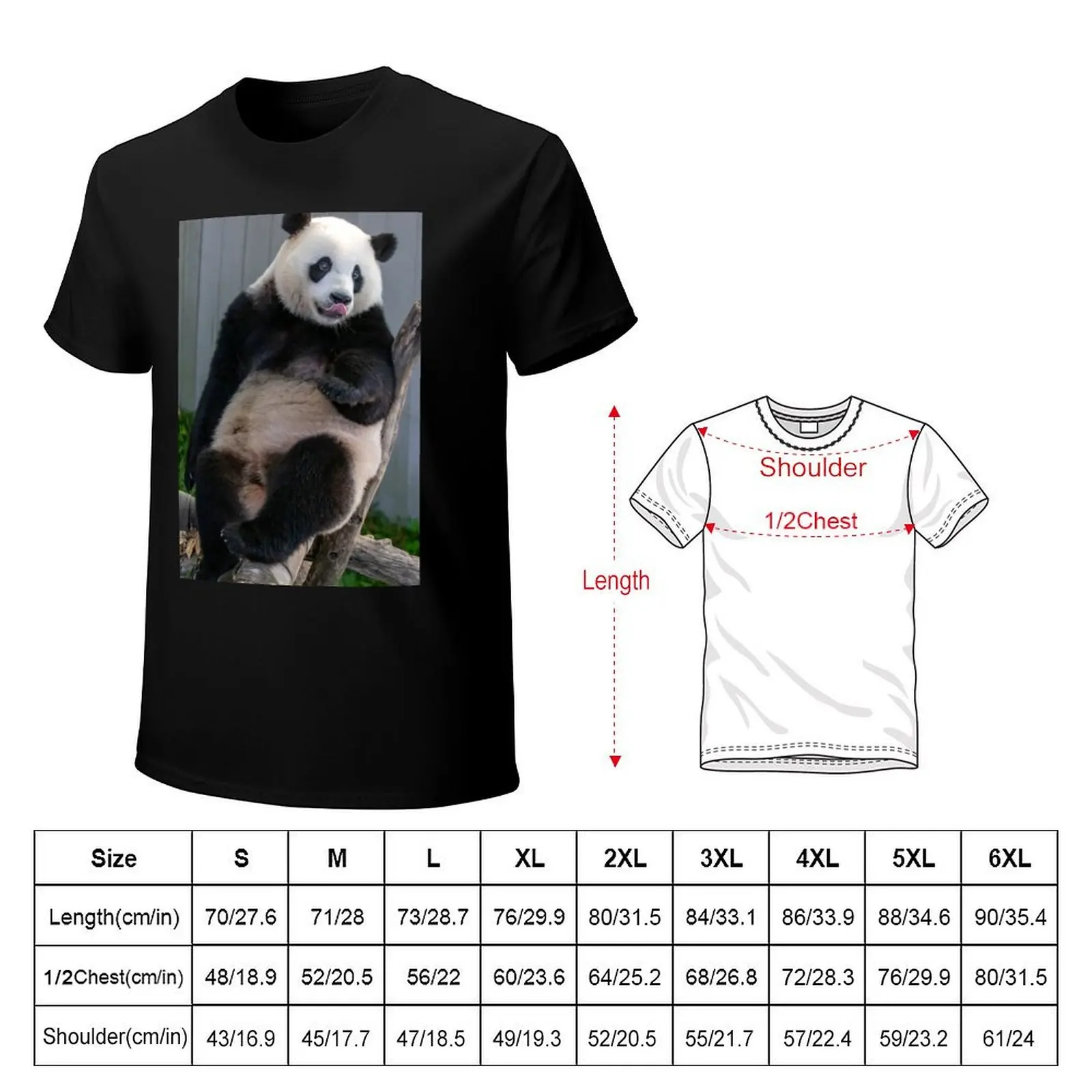 Giant Panda Xiao Qi Ji at the Smithsonian's National Zoo T-Shirt Basic Regular Fit Casual T-Shirt