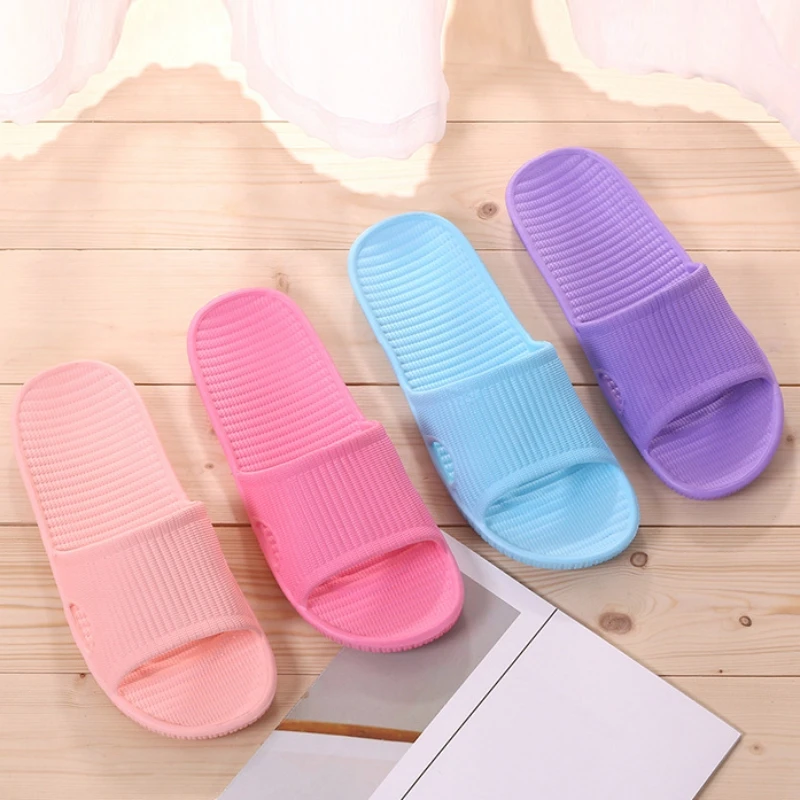 Summer Slippers For Men Women Soft Bottom Slippers Indoor House Slides Flat Sandals Bathroom Outdoor Beach Shoes Unisex