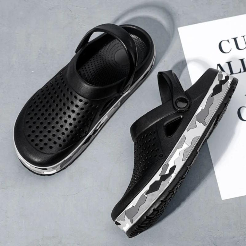 

Luxury Men Shoes Clogs Sandals Garden Shoes Men Flat Sandals Man Water Shoes Summer Male Sneakers Indoor Outdoor Slippers