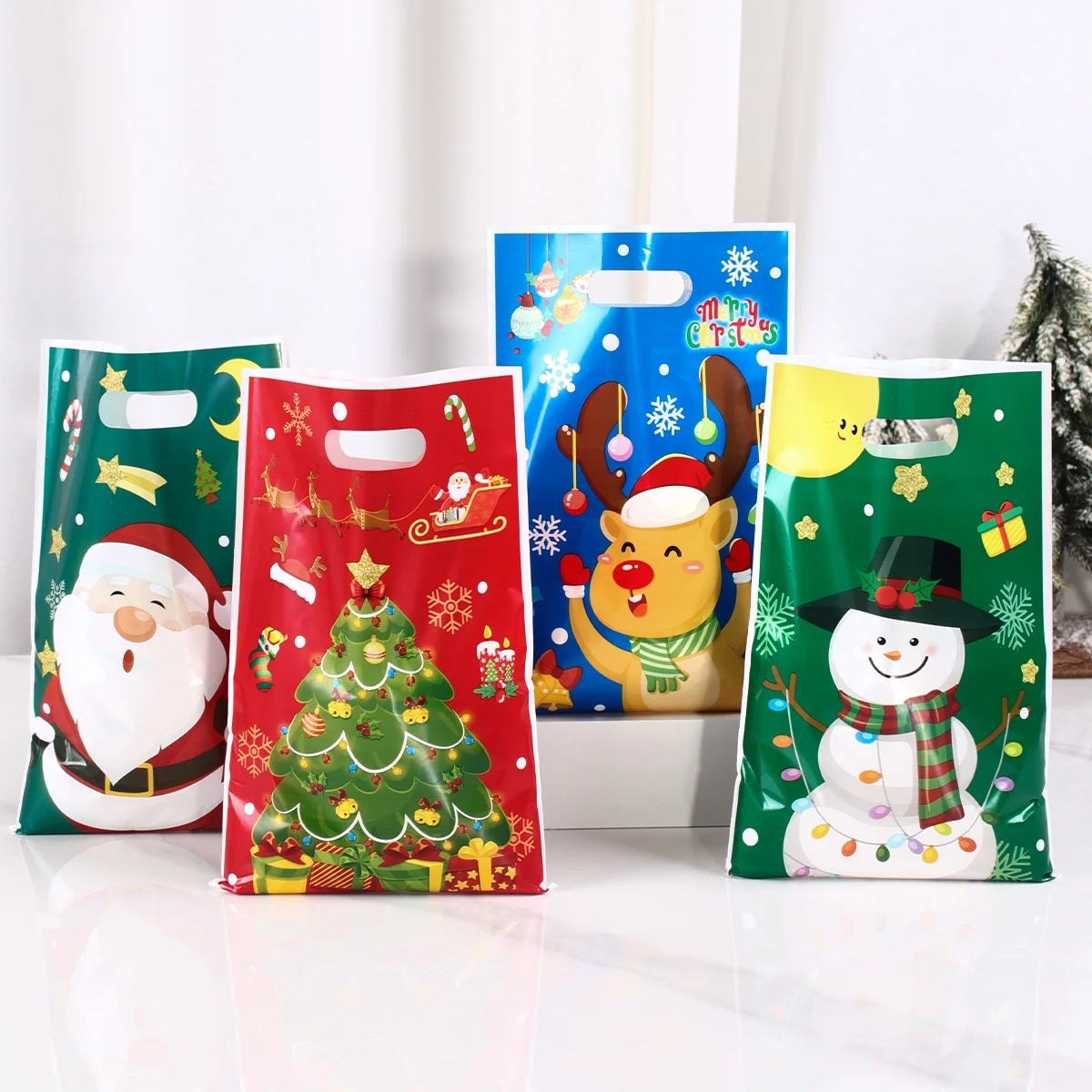 Weihnachtsgeschenktüten, Plastiktüten, Weihnachtsfeier, Süßigkeiten, Kekse, Weihnachtsgeschenk, Verpackung, Zubehör, Weihnachtsdekoration, 2025 – Detail 3
